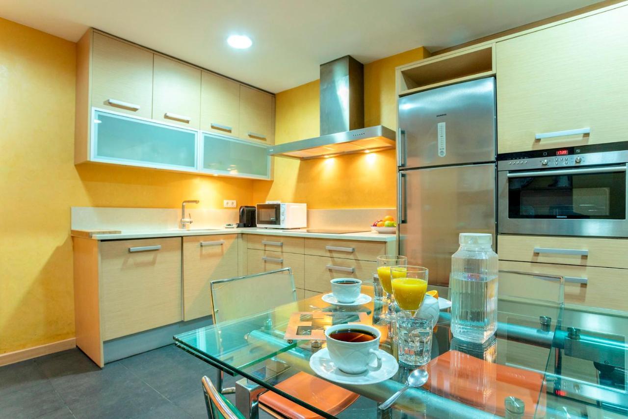 Genteel Martinez Campos Apartament